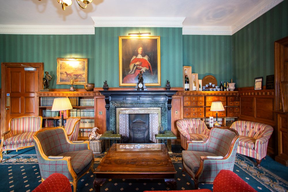 Room available for business meetings at Judges Hotel.